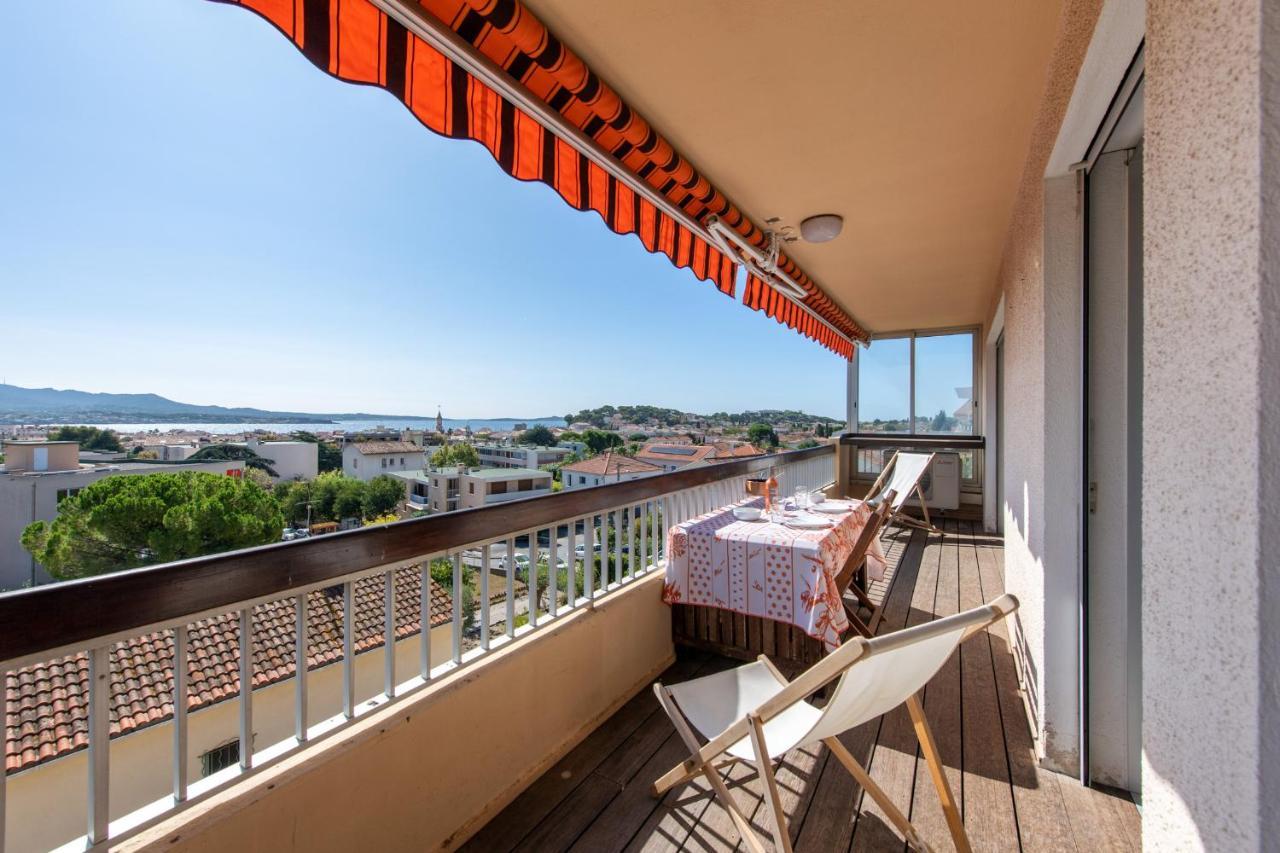 Le Cadet - Vue Panoramique Ville Et Baie De Sanary Sur Mer, Parking & Terrasse - 2 A 4 Pers Dış mekan fotoğraf